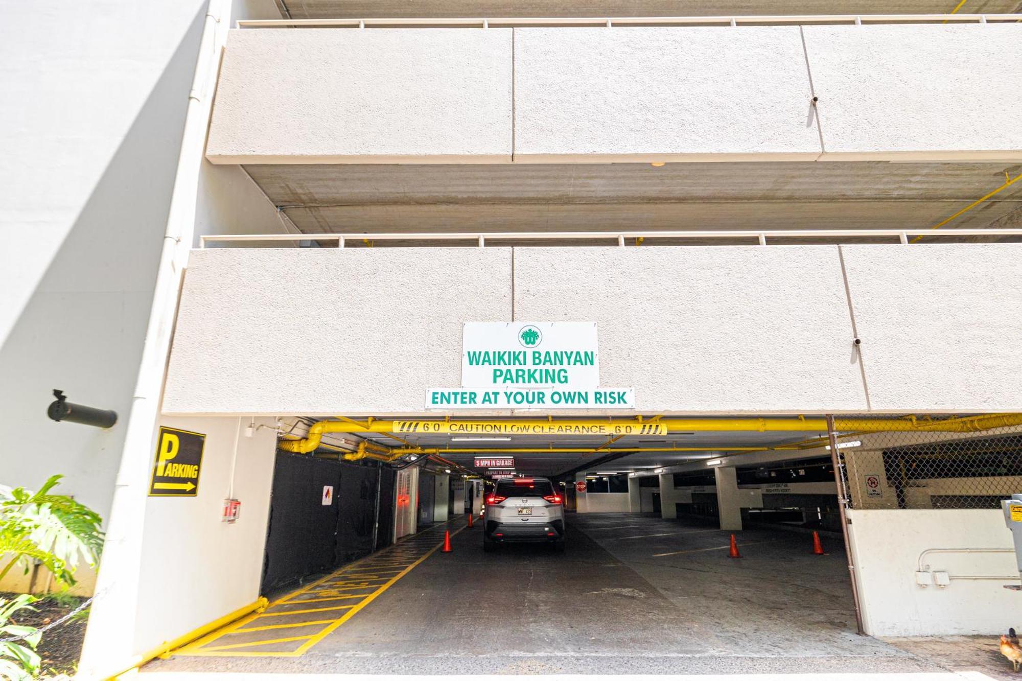 Upscale Penthouse With Ocean Views - Free Parking Daire Honolulu Dış mekan fotoğraf