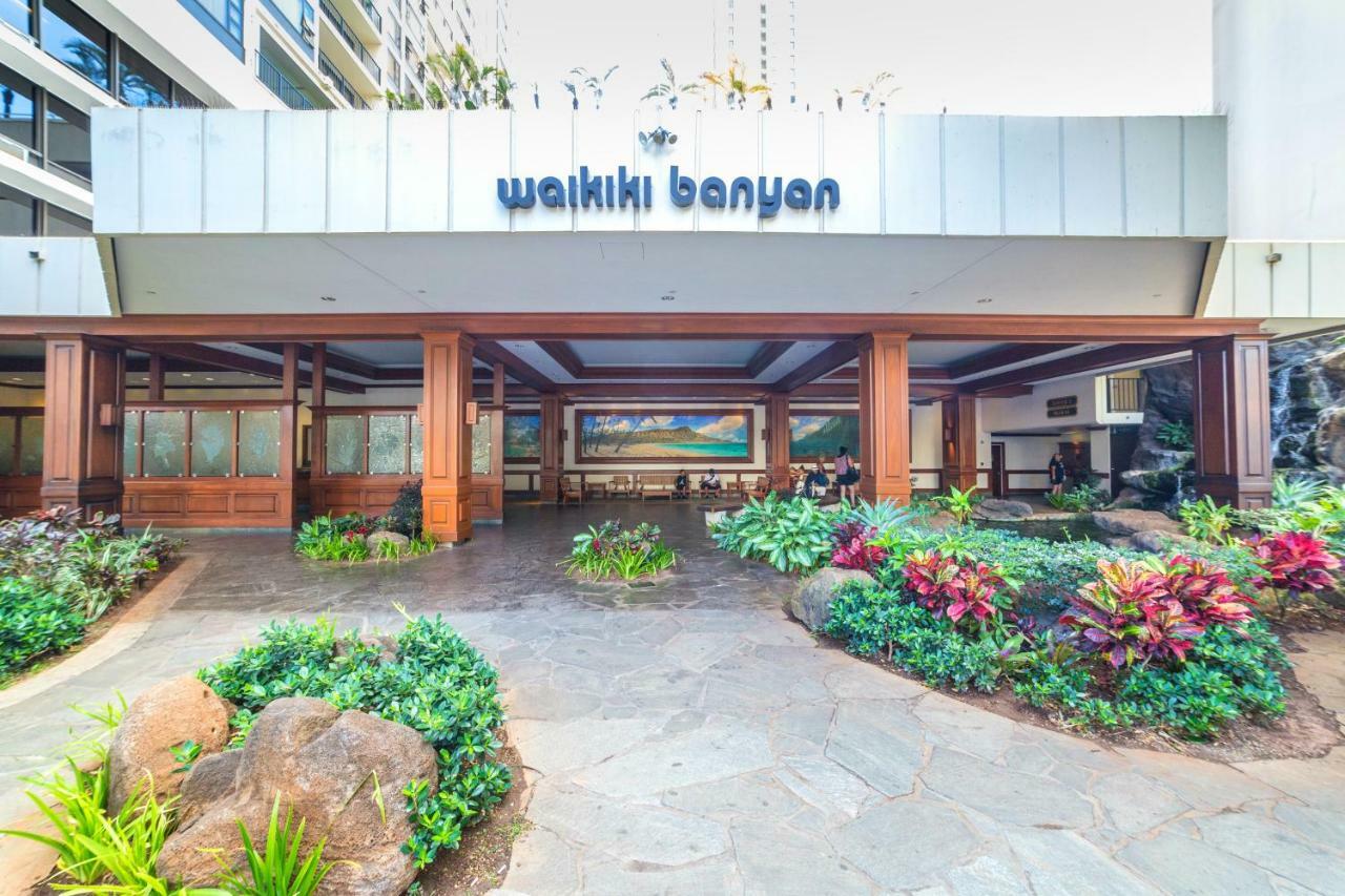 Upscale Penthouse With Ocean Views - Free Parking Daire Honolulu Dış mekan fotoğraf