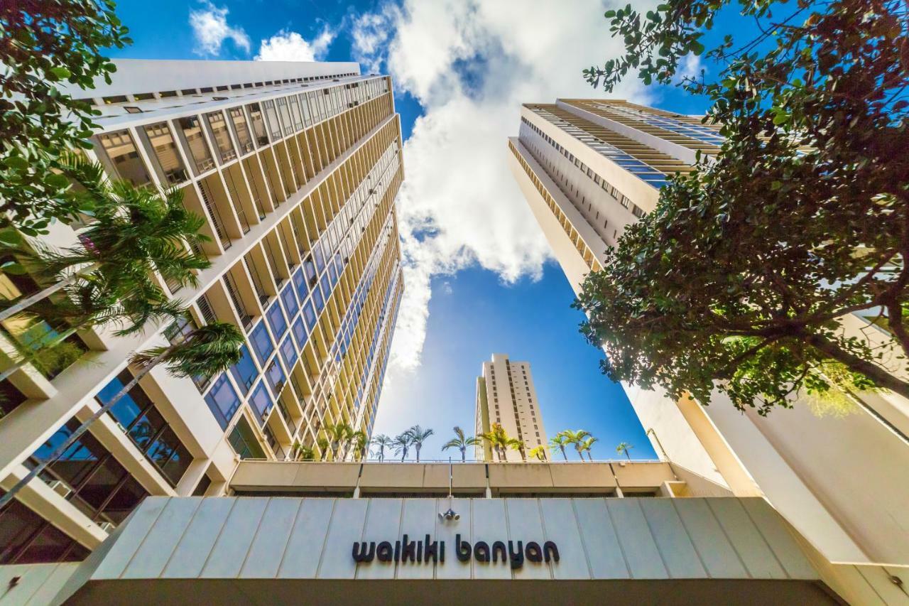 Upscale Penthouse With Ocean Views - Free Parking Daire Honolulu Dış mekan fotoğraf